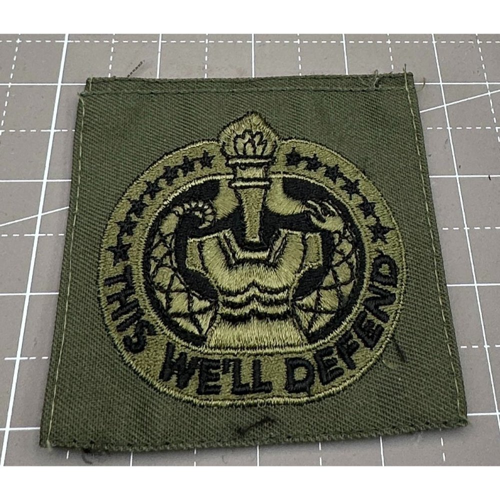 Pair Vintage Green Vanguard US Army Drill Sergeant Instructor Patch Unused